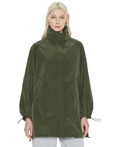 Orolay Women's Lightweight Windbreaker Hooded Rain Jacket Relaxed Fit Raincoat with Pockets for Outdoor Armygreen