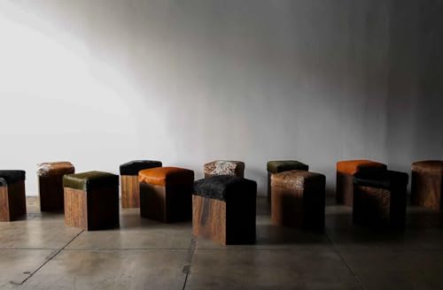 Galerie Half: Selected Works / Spaces
