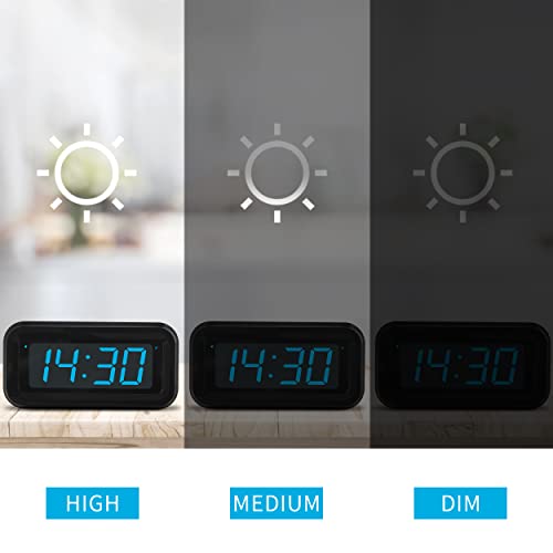 KWANWA Alarm Clock, Digital Clock, Constantly 1.2'' LED Blue Digits Display, Battery Powered, Snooze, Small Wall Clock, Desk Clock, Clock for Bedroom, Alarm Clock for Heavy Sleepers