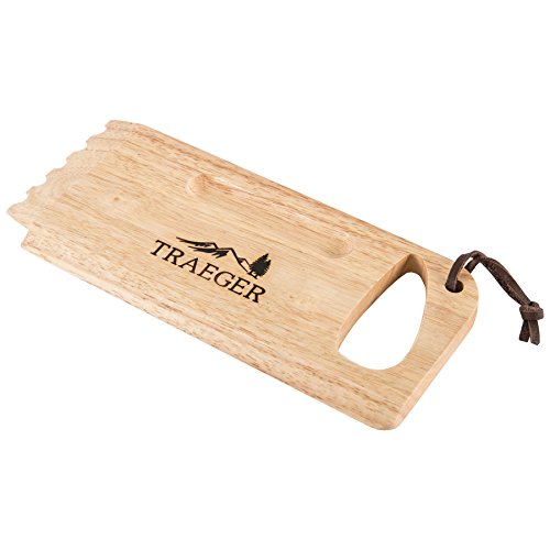 Traeger Grills BAC454 Wooden Grill Scraper – Solid Hardwood Grill Grate Cleaner, Compatible with Pro Series, Ironwood, and Timberline Grills, Safe Bristle-Free Grill Cleaning Accessory