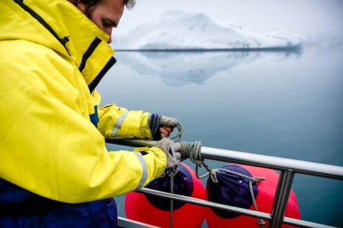 Polyform A-0 Buoy Black 8 x 11.5 in.