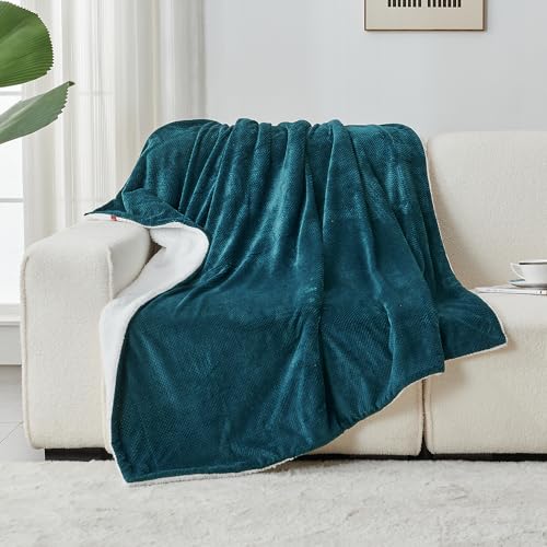 SOCHOW Waffle Sherpa Fleece Throw Blanket, Super Soft Fuzzy Warm, Lightweight Fluffy Reversible Plush Blanket for Bed Sofa Couch, 50 x 60 Inches Blue Coral