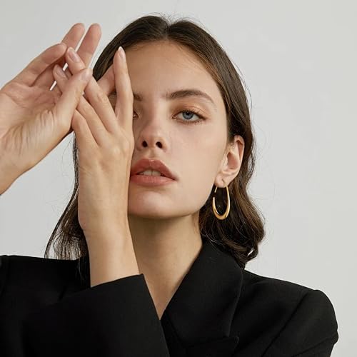 Gacimy Black Teardrop Hoop Earrings for Women, Black Plated Oval Pull Through Hoop Earrings for Women, Black Drop Hoop Earrings for Women, 30mm Black