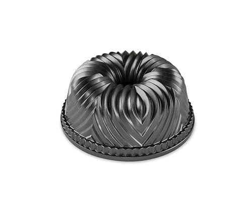 Nordic Ware Bavaria Bundt Pan, 10-Cup, Graphite