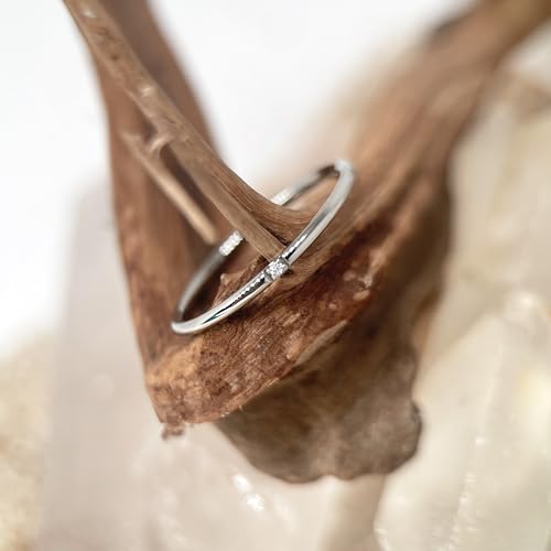 munone 1mm Skinny Thin Solitaire Flush Set Cubic Zirconia Stackable Band Ring for Women Men,14k Gold Plated Titanium Comfort Fit Band Rings