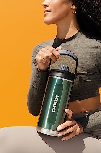 Igloo, 36 OZ Stainless Steel, Twist ‘n’ Chug Bottle, Carbonite