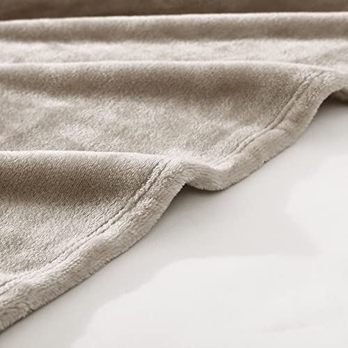 Poppy & Fritz Ultra Soft Plush Fleece Reversible Bedding, Lightweight Home Decor for All Seasons Blanket, Twin, Solid Beige