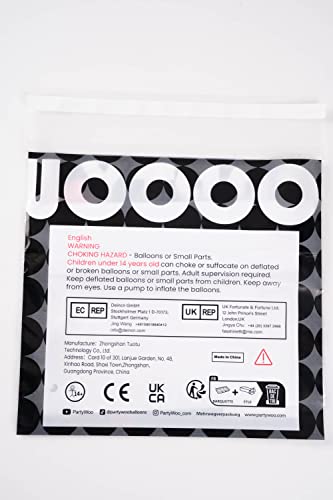 PartyWoo Gold Foil Tablecloth, 54 x 108 Inch Stripe Rectangle Party Tablecloth, Foil Tablecloth for 6 to 8 Foot Table, Metallic Table Cover, Waterproof Table Cloth for Birthday, Wedding (1 Pack)