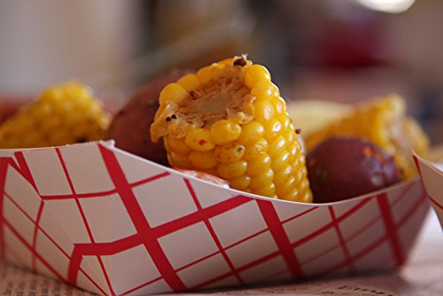 SNL 1lb Paper Food Trays, Durable, Made in USA. Holds Nachos, Fries, Hot Corn Dogs, Ice Cream and more. - 1 Pound Capacity, 250 Pack.