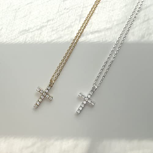HERIER Cross Necklace for Women, Dainty 18K Gold plated Cute Small Cross Pendant Necklace Simple Gold Cross Necklaces Gold Jewelry for Women Trendy