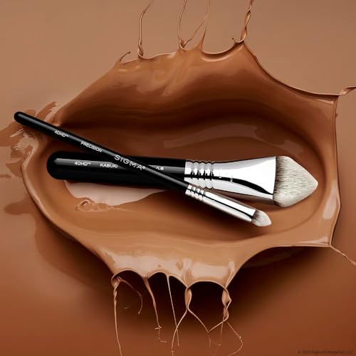 Sigma Beauty 4DHD Kabuki Brush – Pyramid-Shaped Kabuki Makeup Brush for Blending Concealer and Powder on Spots, Scars, Crevices and Under Eye - Offers Precise Application & Detailed Coverage