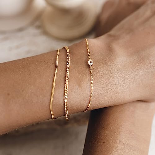 Awvialy Gold Bracelets for Women Trendy, Dainty Gold Bracelet 14K Gold Plated Stackable Cuban Link Chain Bracelet Simple Permanent Gold Bracelet Set Adjustable Cute Bracelets Gold Jewelry For Women
