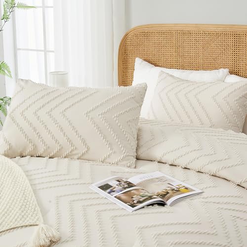 Andency Purple Comforter Set Queen Size, Boho Girls Women Lavender Soft Fluffy Warm Lightweight Bedding Comforter Sets for Queen Bed, 3 Pieces Chevron Tufted Aesthetic Microfiber Comforter Set