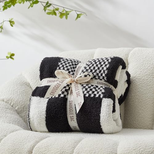 Snuggle Sac Christmas Red Blanket Twin Size, Ultra Soft Warm Fuzzy Knit Blanket Throws Dupes for Couch,Sofa, Bed, Heather Red, 60x80 inches