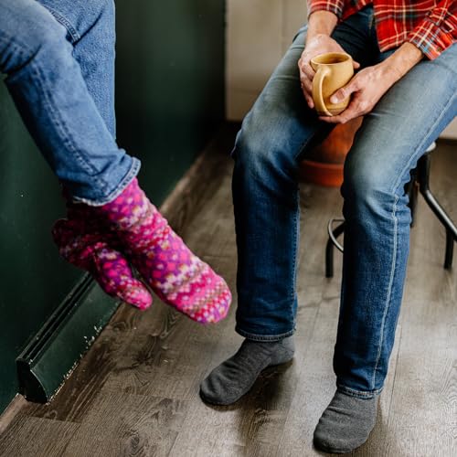 Acorn Versafit, Breathable and Moisture Wicking, Mid-Calf Fleece Sock, Charcoal Cable, 8.5-9.5 Women/7-8 Men