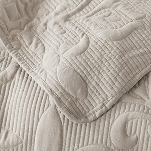 B2EVER Grey King Size Quilt Bedding Set with Pillow Sham, Ultra Soft Bedspread Coverlet, Lightweight Quilted Blanket Thin Comforter Bed Cover for All Season, 3 Piece, 104x90 inches