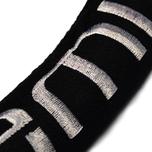 FANMATS 14816 Kentucky Wildcats Embroidered Steering Wheel Cover Black 15" x 15"