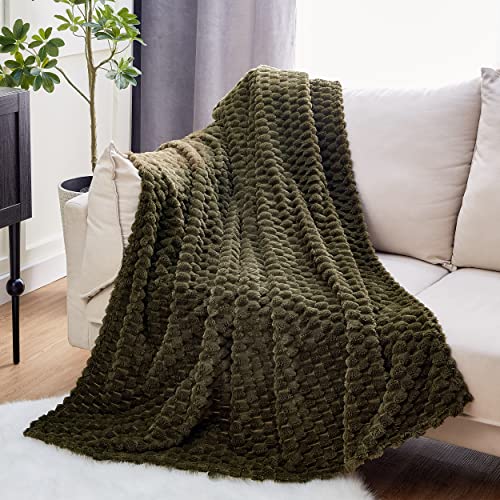 EXQ Home Fleece Throw Blanket for Couch or Bed - 3D Ribbed Jacquard Decorative Blankets - Cozy Soft Lightweight Fuzzy Flannel Blanket Suitable for All Seasons(50"×60",Light Grey)