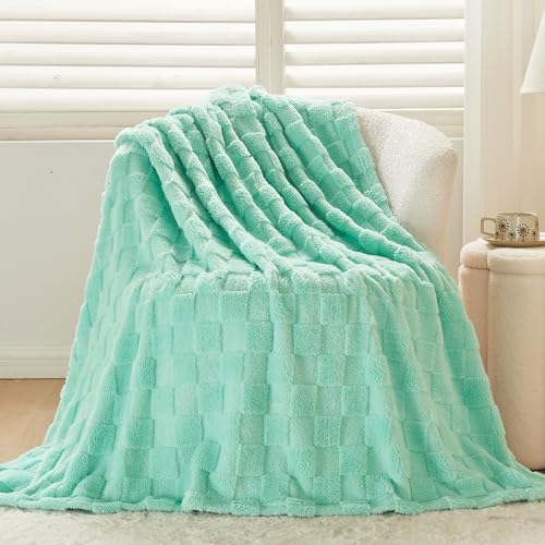 NEWCOSPLAY Super Soft Throw Blanket Dark Navy Premium Silky Flannel Fleece 3D Checkered Lightweight Bed Blanket All Season Use (Dark Navy Checkered, Throw(40"x50"))