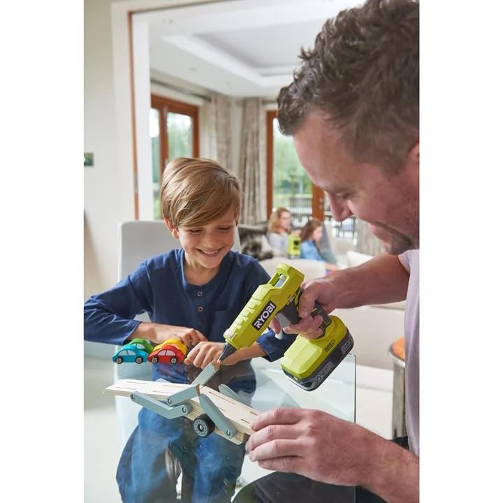 Ryobi P305 One+ 18V Lithium Ion Cordless Hot Glue Gun w/ 3 Multipurpose Glue Sticks (Battery Not Included / Power Tool Only)