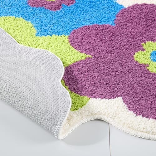 TOWN & COUNTRY PLAY Blossom Retro Daisy Flower Shaped Bath Mat, Absorbent Tufted Floor Mat, Non-Slip Backing, Machine Washable, Blue/Green/Purple, 31.5"x31.5"