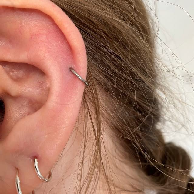 D.Bella 18G Small Nose Ring Hoop Surgical Steel Earrings Hoop Ear Tragus Helix Rook Snug Daith Hoop Earrings Body Piercing Jewelry Gold 7MM