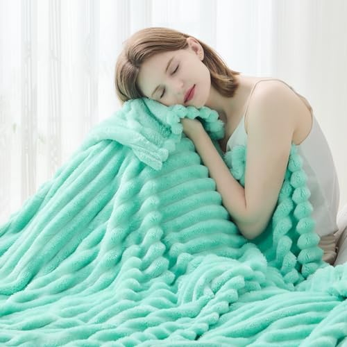 NEWCOSPLAY Super Soft Queen Blanket Navy Premium Silky Flannel Fleece 3D Ribbed Jacquard Lightweight Bed Blanket All Season Use (Navy Ribbed, Queen(90"x90"))