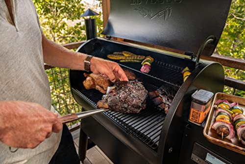 Traeger Grills Pro 780 Electric Wood Pellet Grill and Smoker with WiFi and App Connectivity, Black