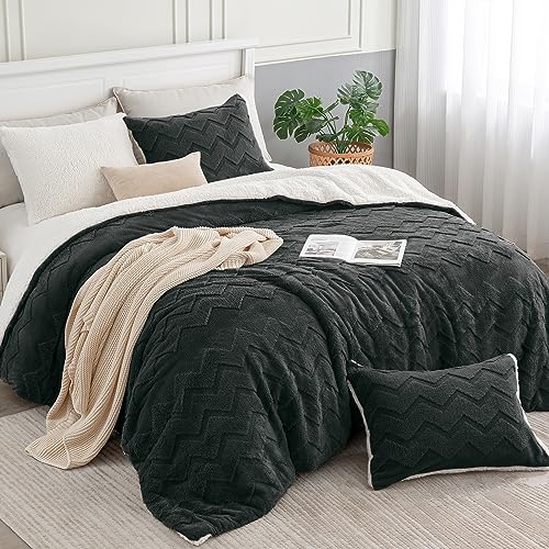BEDELITE Fluffy Twin Comforter Set - Super Soft Sherpa Black Comforter for Twin Size Bed, Luxury Warm Bedding Set for Winter, Fuzzy Bed Set 2 piece (1 Comforter, 1 Pillowcase)