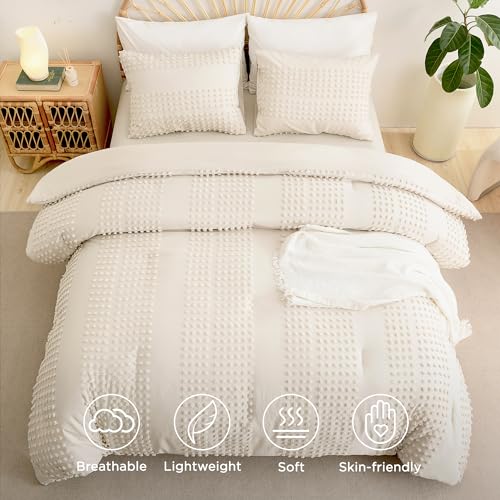 Litanika Emerald Green Comforter Queen Size, Boho Tufted Comforter with Dark Green Jacquard Pom Design, Dots Shabby Chic Bed Set, Lightweight 3 Pieces Bedding for All Season(90x90 Inches)