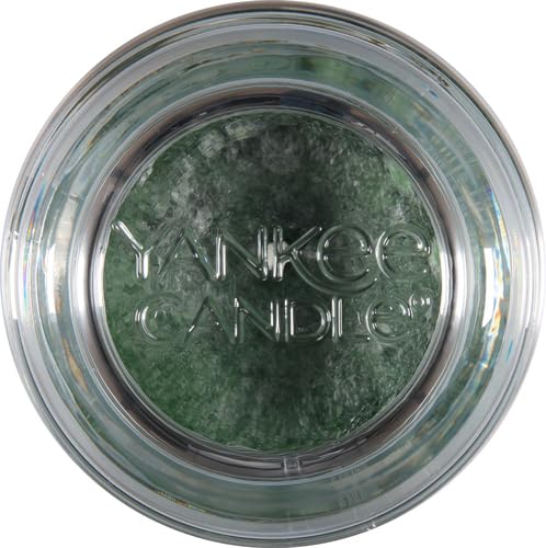 Yankee Candle Balsam & Cedar Scented, Classic 22oz Large Jar Single Wick Candle, Over 110 Hours of Burn Time, Ideal Holiday Gift