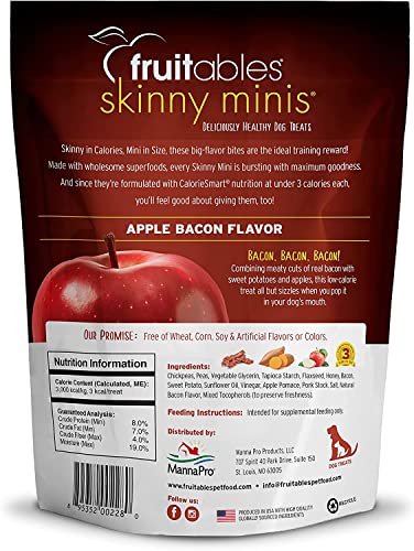 Fruitables Skinny Mini Dog Treats – Healthy Treats for Dogs – Low Calorie Training Treats – Free of Wheat, Corn and Soy – Apple Bacon – 5 Ounces