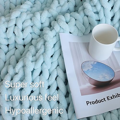 Maetoow Chenille Chunky Knit Blanket Throw (50×60 Inch), Handmade Warm & Cozy Blanket Couch, Bed, Home Decor, Soft Breathable Fleece Banket, Christmas Thick and Giant Yarn Throws,Purple