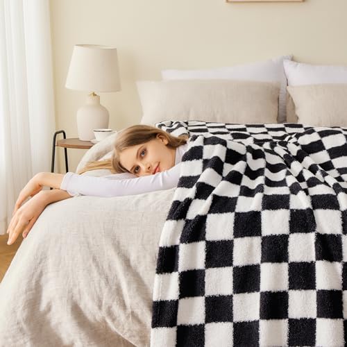 NEWCOSPLAY Knitted Light Grey Blanket Super Soft Plush Throw for Couch Fuzzy Fluffy Microfiber Lightweight Blanket for Bed Sofa All Season Use (Light Grey, Queen(90"x90"))