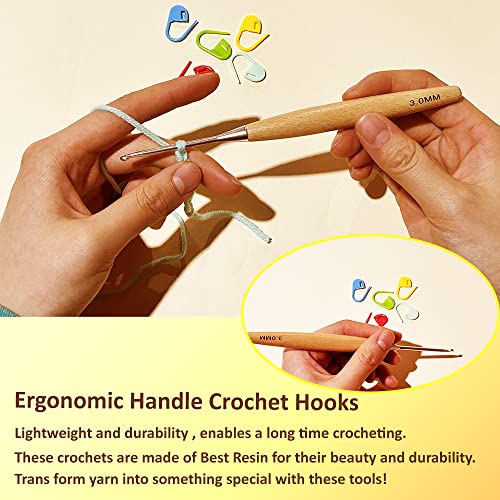 Yarniss Beech Wood Crochet Hooks Set with Case,Ergonomic Handle Crochet Hooks Set 3.0mm~6.0mm