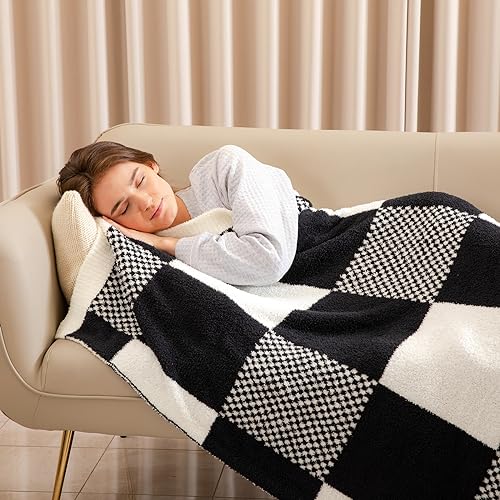 Snuggle Sac Christmas Red Blanket Twin Size, Ultra Soft Warm Fuzzy Knit Blanket Throws Dupes for Couch,Sofa, Bed, Heather Red, 60x80 inches