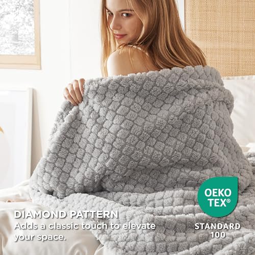 Bedsure Grey Throw Blanket for Couch - Super Soft Cozy Blankets for Women, Cute Small Blanket for Girls, Grey 50x60 Inches