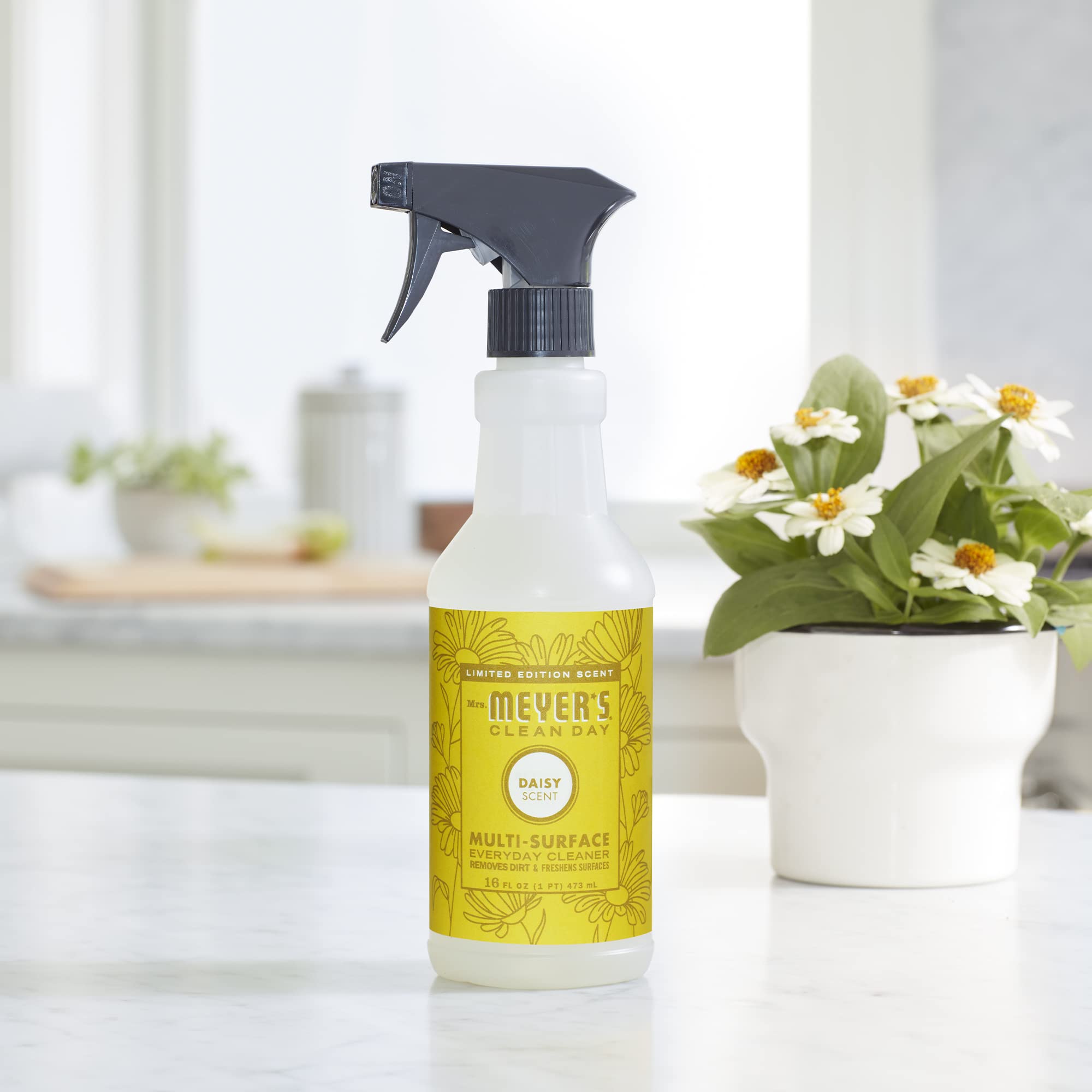 MRS. MEYER'S CLEAN DAY All-Purpose Cleaner Spray, Daisy, 16 Fl. Oz