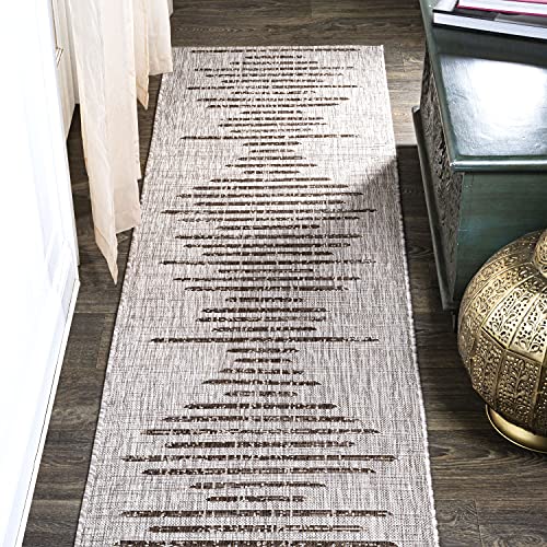 JONATHAN Y SMB124E-9R Zolak Berber Stripe Geometric Black/Ivory 9' Round Indoor/Outdoor Area Rug, Pet Friendly, Non-Shedding, Stain Resistant, Easy-Cleaning for Backyard, Patio, Porch