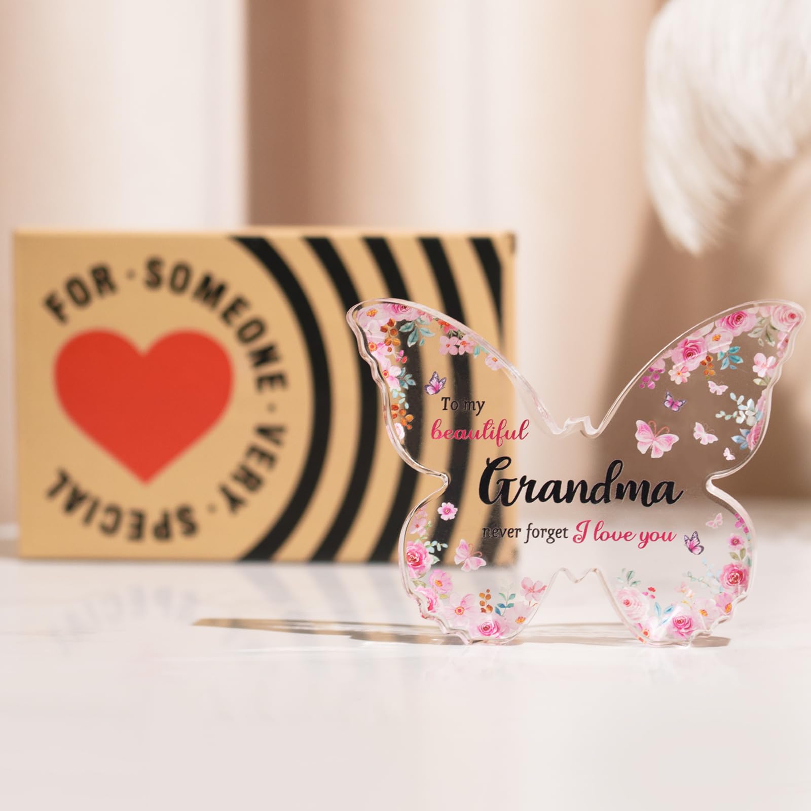 GiftyTrove Gifts for Grandma, Best Grandma Christmas Gift - 5x3.8x0.5 Inch Butterfly-Shaped Acrylic Plaque Keepsake - Mothers Day Gift, Grandparent Day Gift, Birthday Gift, Christmas Gift for Grandma