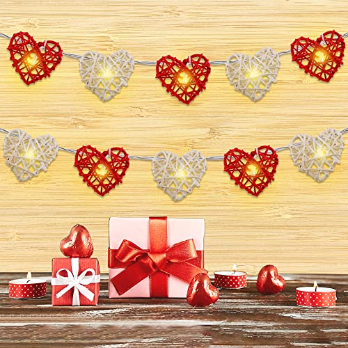 Happy Trees Valentine String Lights, 10 FT 20 LED Heart Shape String Light, Romantic Fairy Lights Battery Operated Timer, Valentine Decor for Indoor Outdoor Wedding Anniversary Holiday Party