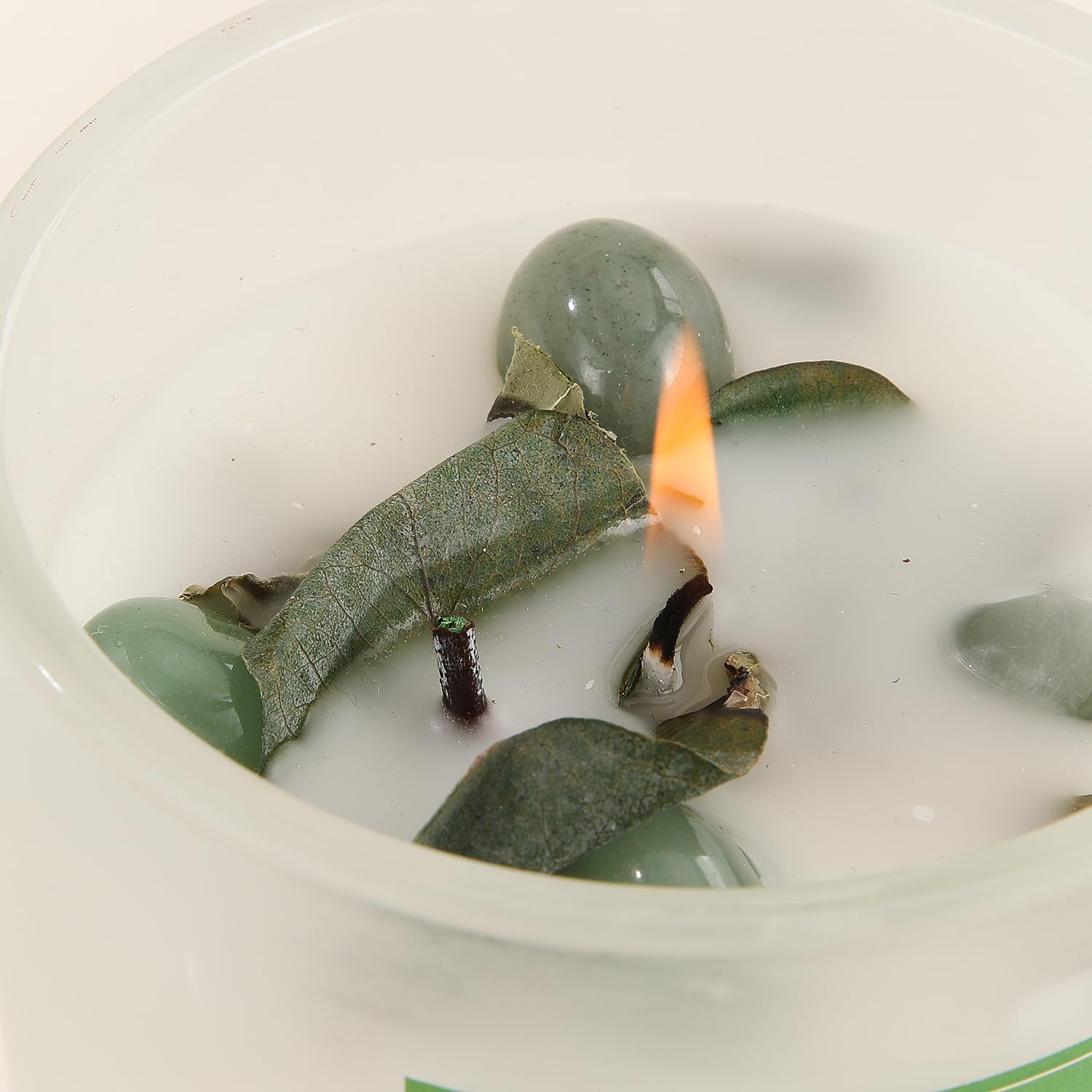 Crystal Vibe Eucalyptus Candle - Aromatherapy Candle with Green Aventurine Crystals and Eucalyptus Mint Leaves - 10oz Soy Candles - Crystal Candle Birthday Christmas Gifts for Women Mom