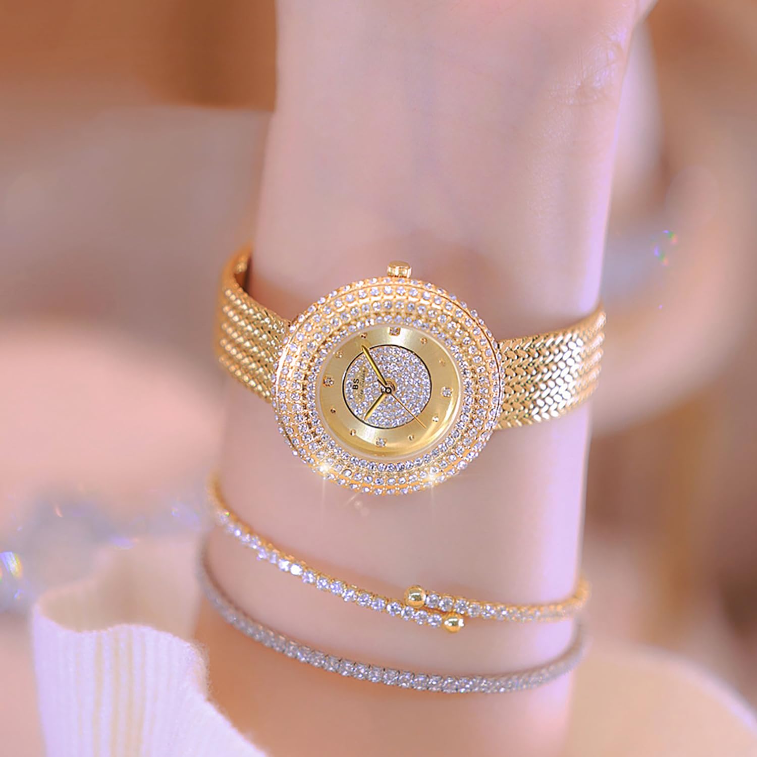 BESTKANG Luxury Womens Watch Round Bling Bling Crystal Rhinestone Diamond Fashion Jewelry Ladies Watch Analog Quartz Waterproof Female Watches for Women (Gold White)