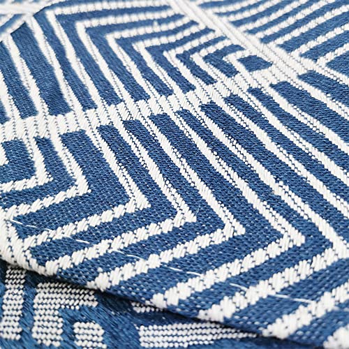 Utobanh Simple Bedside Table Tassel Cover Cloth, Tablecloth Cover Towel, Suitable for Bedside Table TV Microwave Washing Machine Refrigerator Dust Cover (White Bars, 15.7 * 35.4 inches)