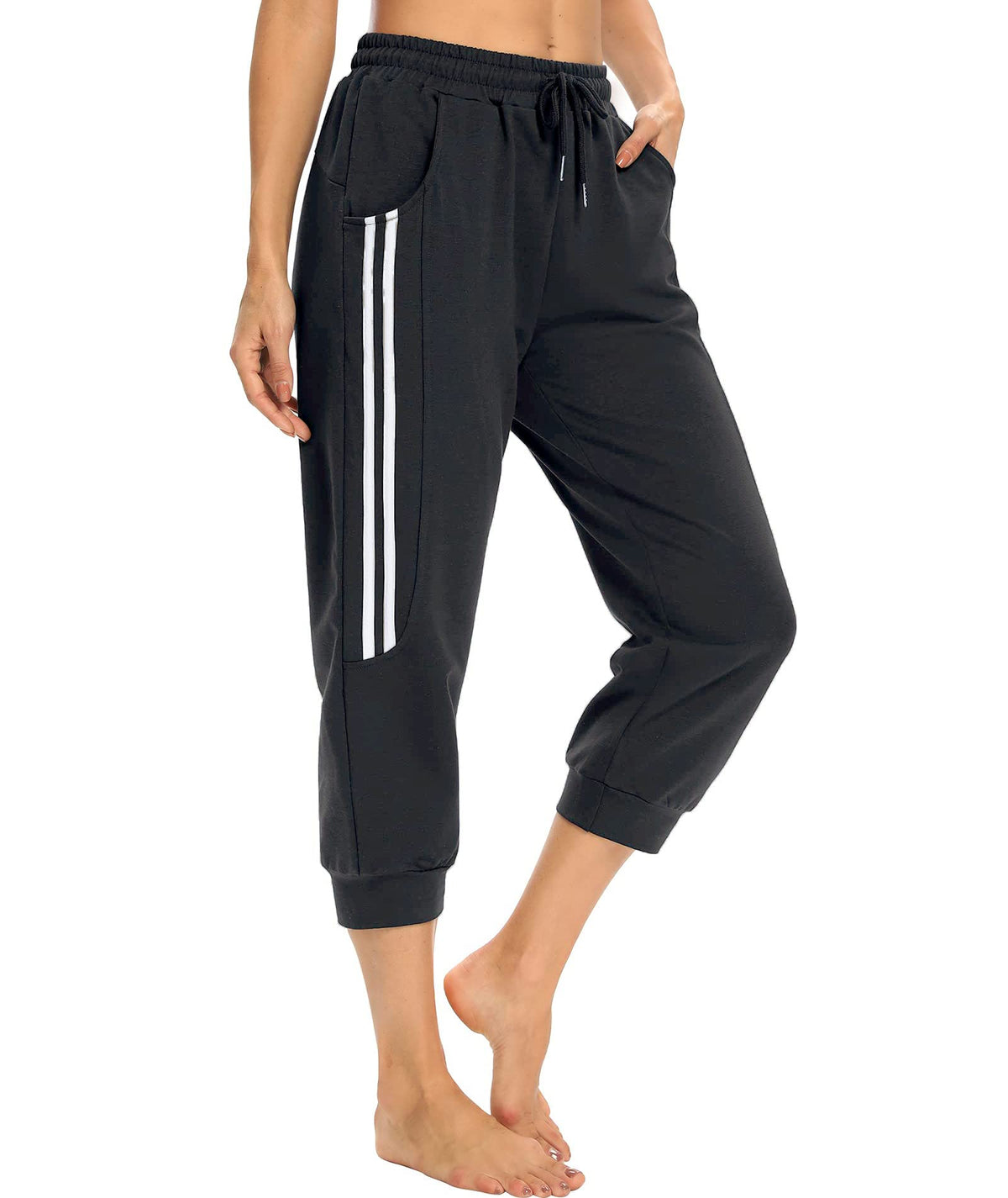 KaiDi Women's Sweatpants Capri Pants Comfy Loose Athletic Running Workout Pants Lounge Joggers Pants with Pockets (Black,L)