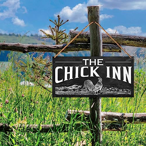 Chicken Coop Wood Sign Decor, Farmhouse Farm Sign Decoration for Chicken Coop Outdoor Hen Den House Decor, Kitchen Dining Room Farmhouse Decor Sign, The Chick Inn