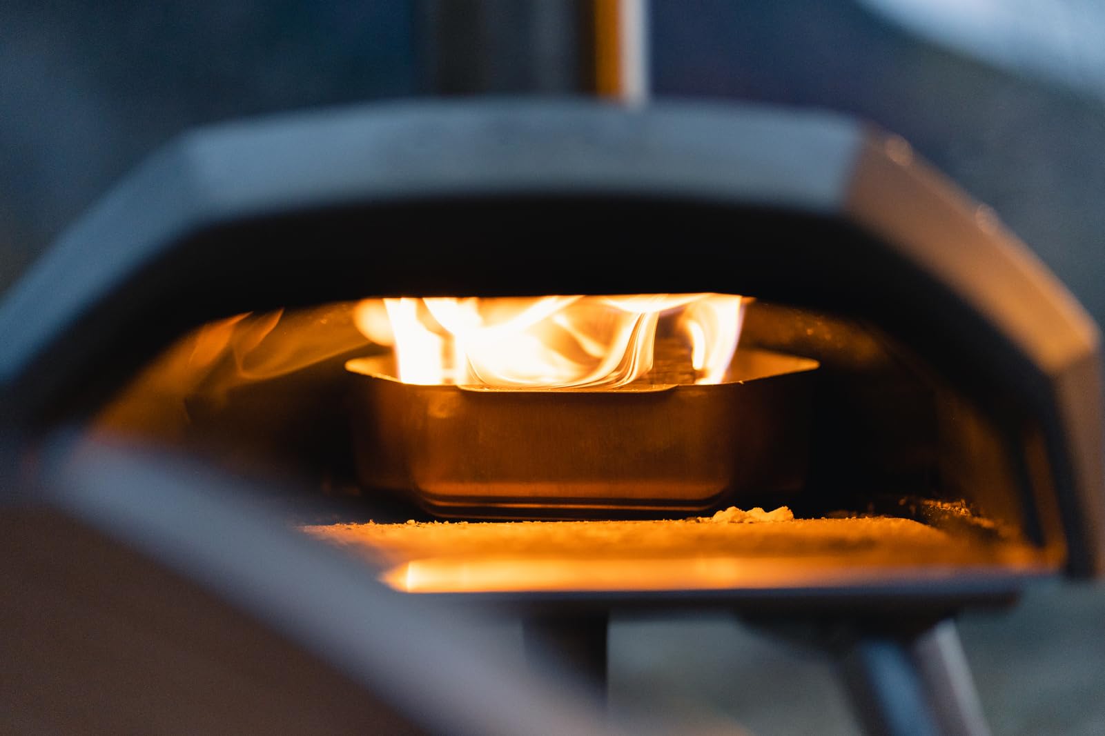 Ooni Karu 12 Pizza Oven – Portable Wood Fired Pizza Oven, Outdoor Wood and Gas Fired Pizza Oven for Stonebaked Pizza in 60 seconds
