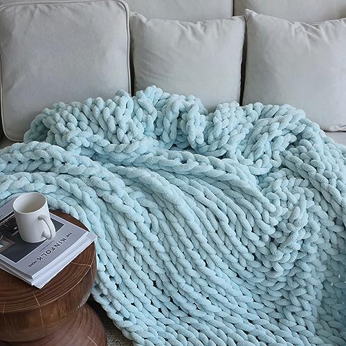 Maetoow Chenille Chunky Knit Blanket Throw (50×60 Inch), Handmade Warm & Cozy Blanket Couch, Bed, Home Decor, Soft Breathable Fleece Banket, Christmas Thick and Giant Yarn Throws,Purple
