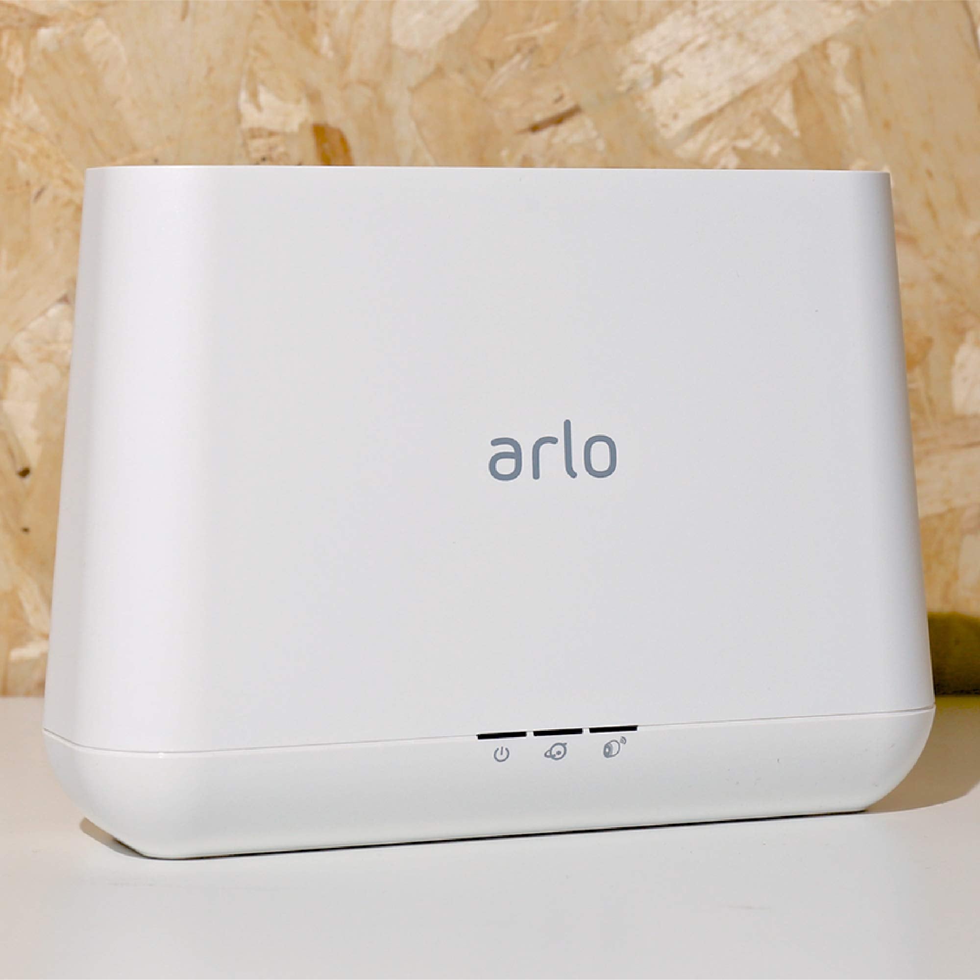 Arlo Base Station - Arlo Certified Accessory - Build Out Your Arlo Kit, Works with Pro, Pro 2 Cameras, White - VMB4000