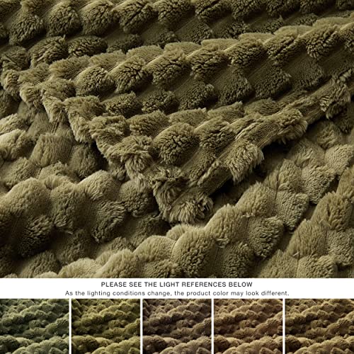 EXQ Home Fleece Throw Blanket for Couch or Bed - 3D Ribbed Jacquard Decorative Blankets - Cozy Soft Lightweight Fuzzy Flannel Blanket Suitable for All Seasons(50"×60",Light Grey)